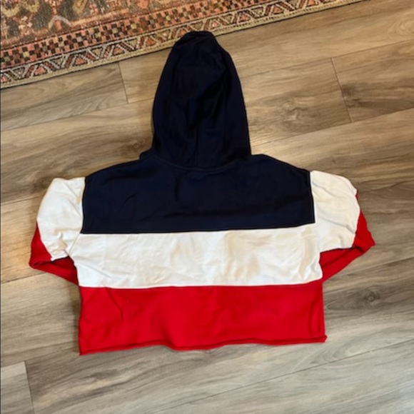 Ladies Levi’s Cropped Hoodie - Picture 2 of 6